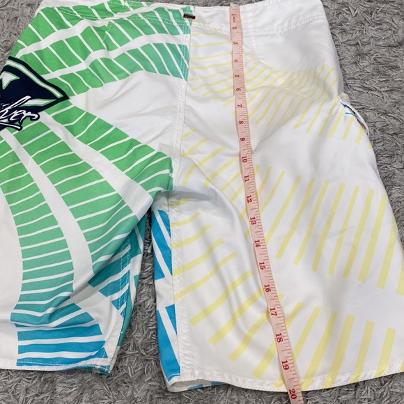 Mens Quicksilver Swimming Short (29W) - Picture 6 of 6